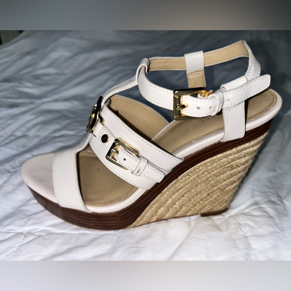 Michael Kors - Mackenzie Wedge Sandal eggshell white size 7.5 Open Toe platform - Picture 2 of 15